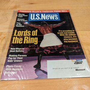 Val Venis US News Magazine November 2000 Issue WWF VTG Wrestling